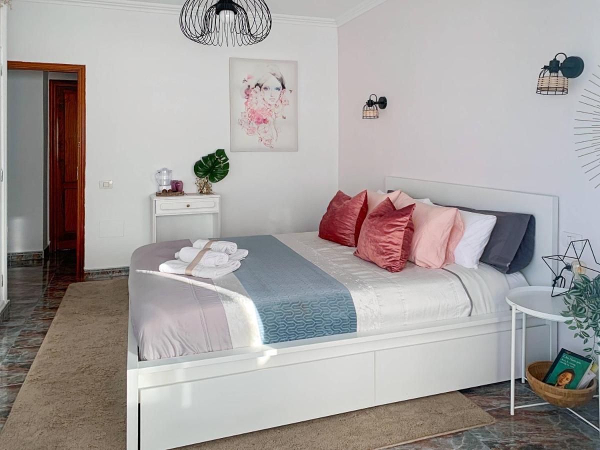 Privadas Cerca De La Playa Y Aeropuerto En Casa Compartida Con Otros Huespedes Casa de Férias Playa Honda (Lanzarote)
