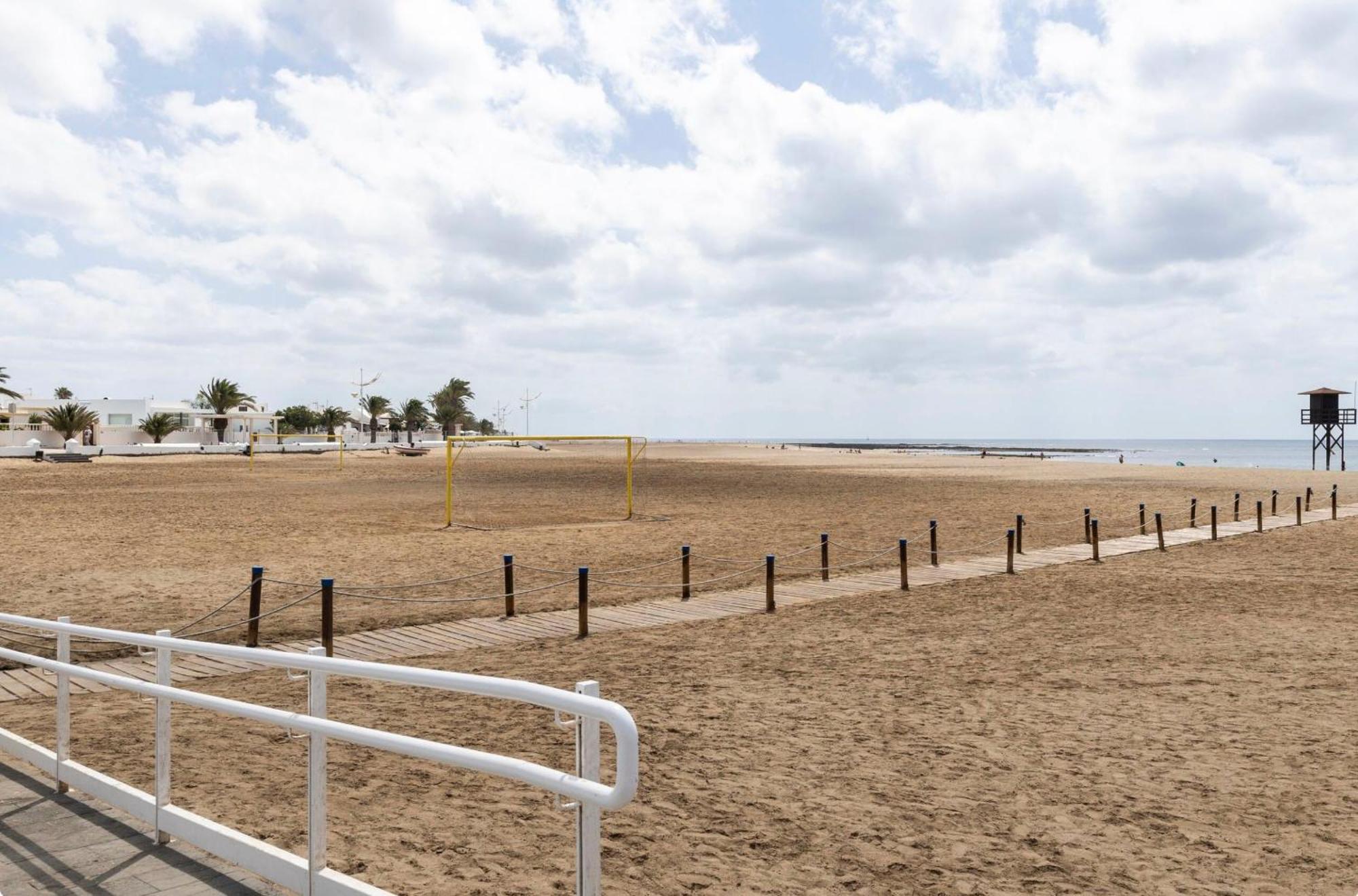 Casa de vacances Privadas Cerca De La Playa Y Aeropuerto En Casa Compartida Con Otros Huespedes Playa Honda (Lanzarote)