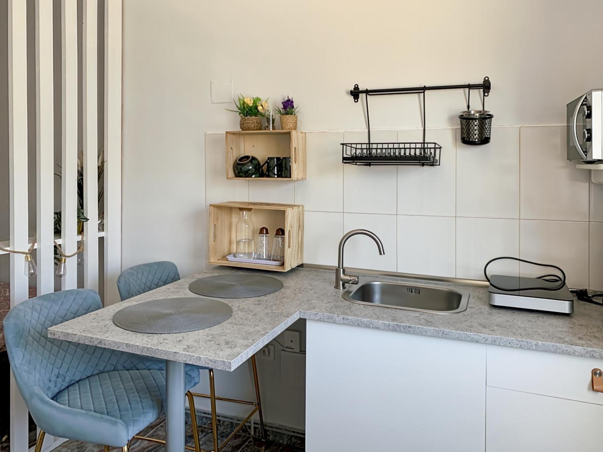 Holiday home Privadas Cerca De La Playa Y Aeropuerto En Casa Compartida Con Otros Huespedes *