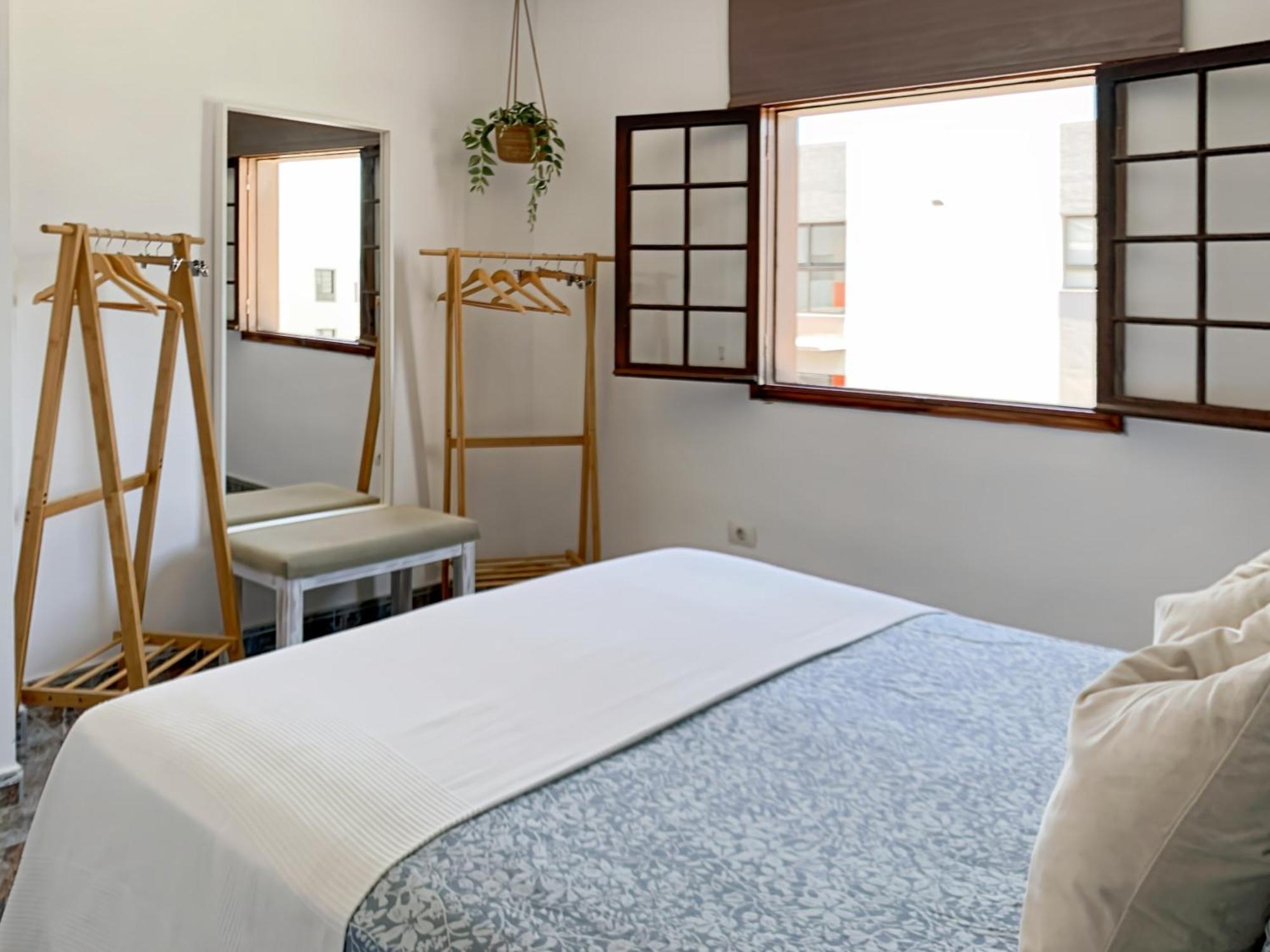 Hébergement de vacances Privadas Cerca De La Playa Y Aeropuerto En Casa Compartida Con Otros Huespedes Playa Honda (Lanzarote)