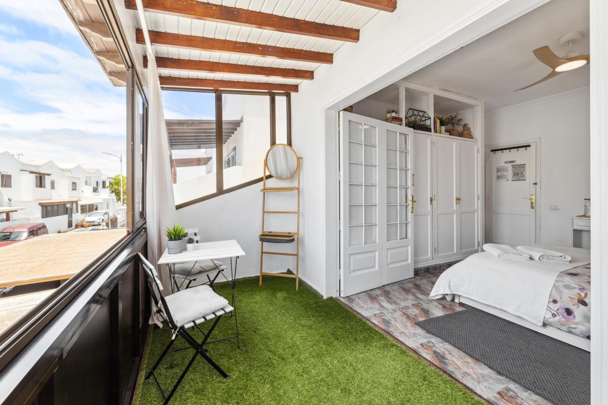 Casa vacanze Privadas Cerca De La Playa Y Aeropuerto En Casa Compartida Con Otros Huespedes